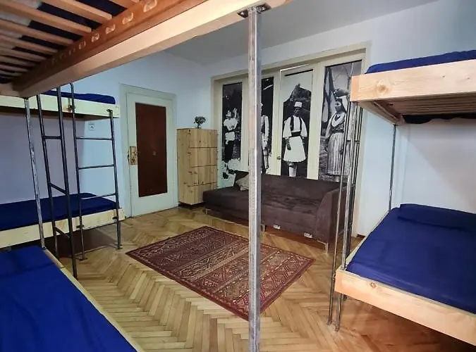 Milingona Center Hostel *