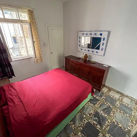 Hostal Milingona Center *