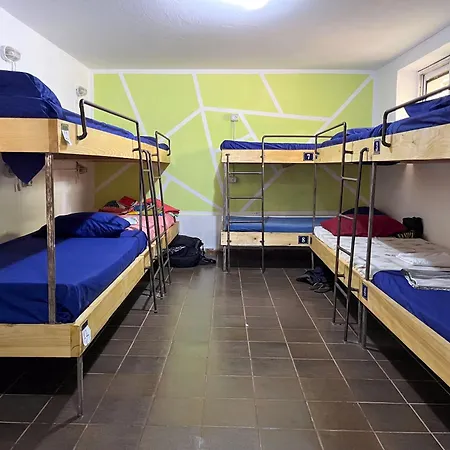 Milingona Center Hostel