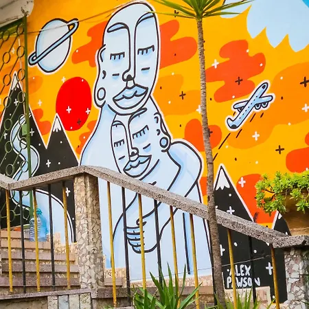 Milingona Center Hostel Τίρανα