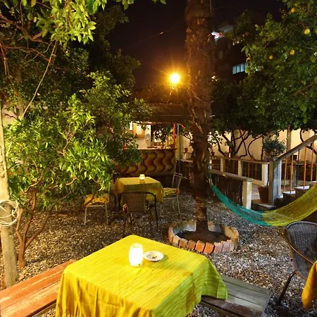 Milingona Center Vandrerhjem Tirana