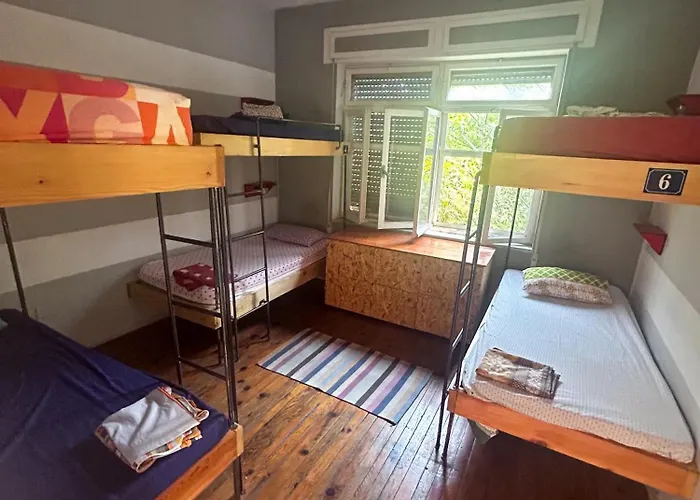 Milingona Center Hostal Tirana