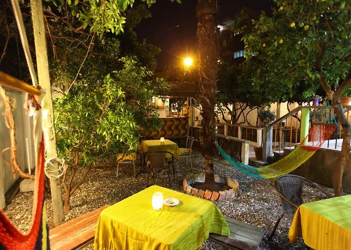 Milingona Center Vandrerhjem Tirana